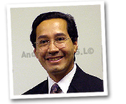 Dr. Carlos A. Villanueva Díaz - Urologist